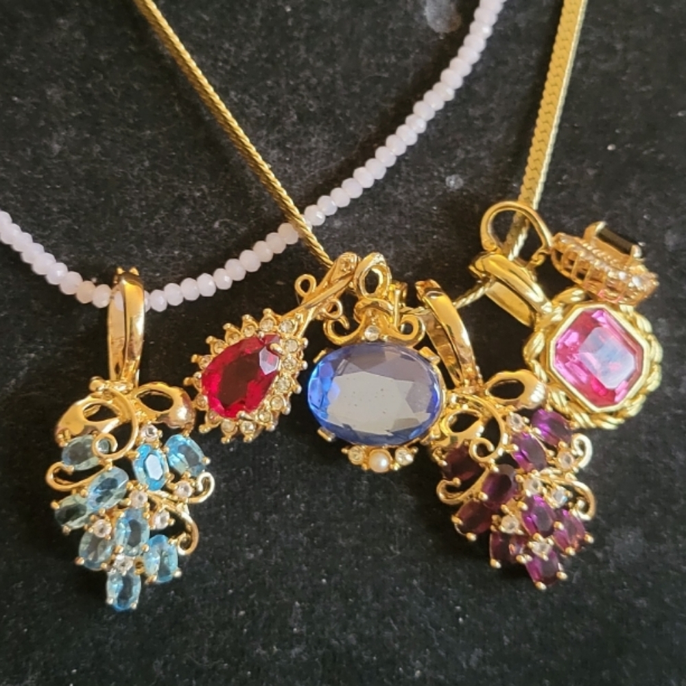 6 vintage pendant/ enhancer necklace lot Pink crystal jewelry lot of 86 differe